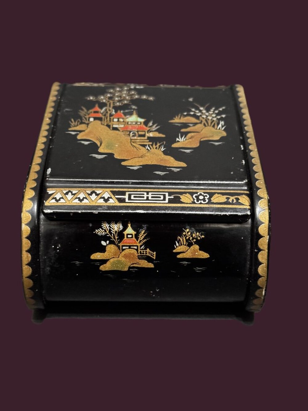 Baret Ware China Gardens Rose Petal No. 142 Trinket Box, Vintage Circa 1950s